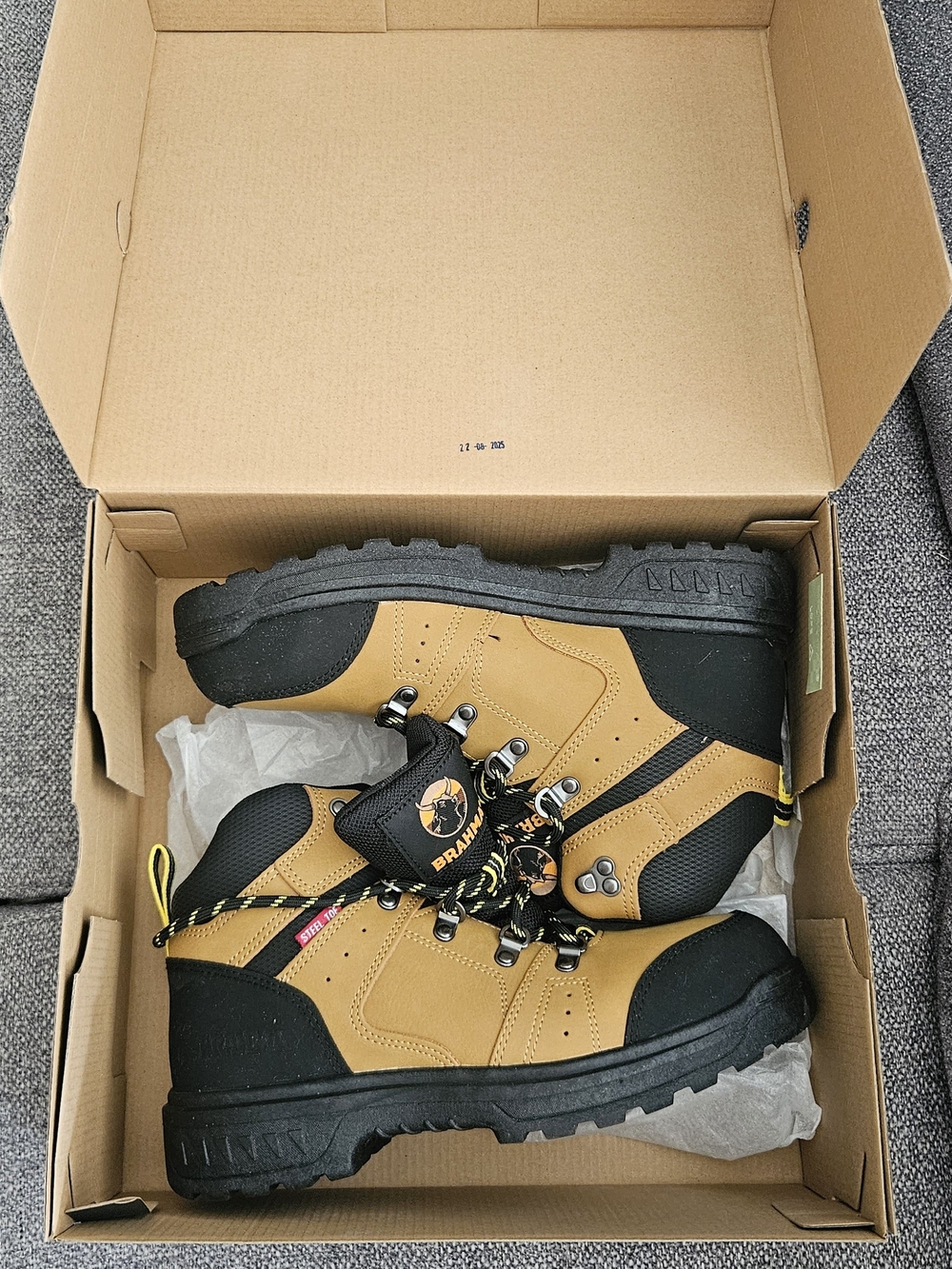 Brahma Tan and Black Men's Safety Boots